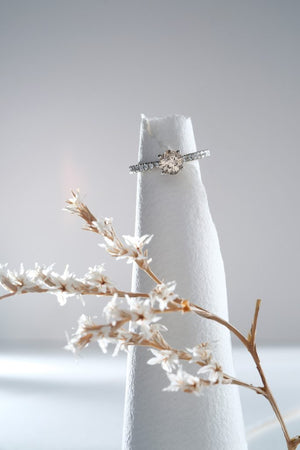 Welcher Verlobungsring passt zu deiner Liebe? Ich helfe dir! Die Top 4 Verlobungstrends – Teil 1