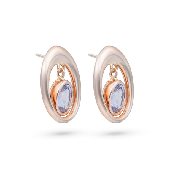 Essential Woman Oval Earring