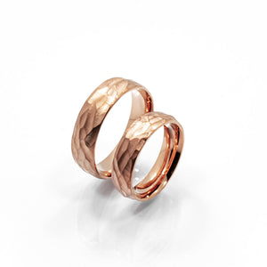 Einar rustikaler Ehering