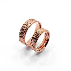 Ulf rustik wedding ring