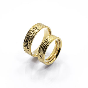 Ulf rustik wedding ring